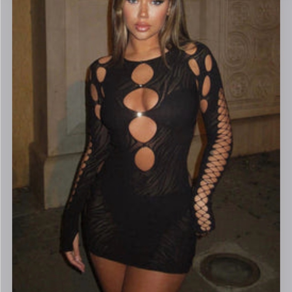 Chic Black Dress